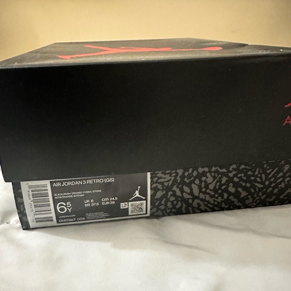 AIR JORDAN 3 RETRO (GS) “Desert Elephant” - Picture 4 of 5